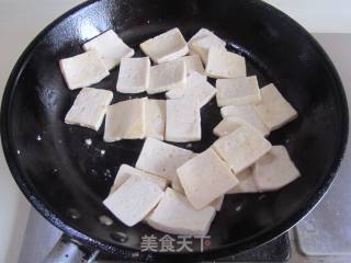 茶树菇千叶豆腐煲的做法步骤：3