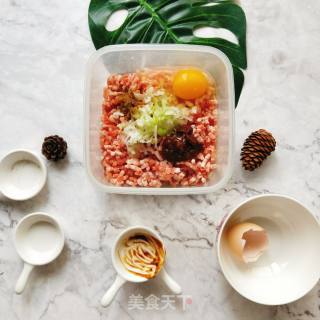 有荤有素手残也会做的下饭菜--青椒塞肉的做法步骤：3