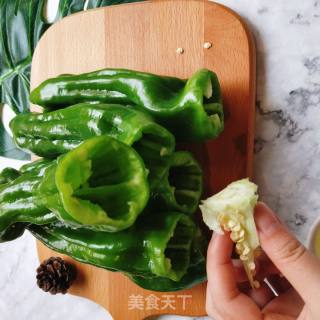 有荤有素手残也会做的下饭菜--青椒塞肉的做法步骤：7