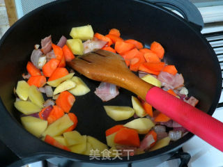 浓郁味香的【培根奶油炖菜】的做法步骤：15