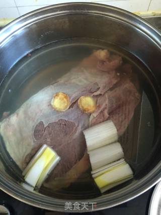 酱牛肉的做法步骤：1