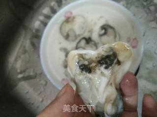 蒜蓉蒸生蚝的做法步骤：3