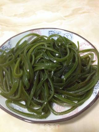 凉拌海带丝的做法步骤：1