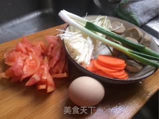 西红柿鸡蛋面的做法步骤：1