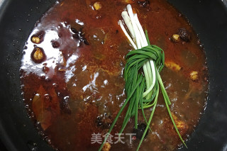 红烧牛肉火锅底料版的做法步骤：4