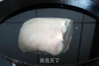 梅菜扣肉的做法步骤：4