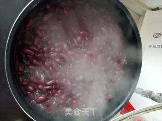 自制豆沙包的做法步骤：2
