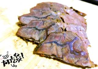 卤牛肉的做法步骤：8