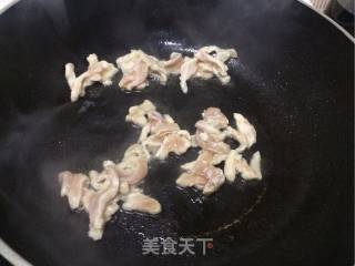 芹菜干子肉丝的做法步骤：2