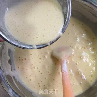 电饭煲版海绵蛋糕的做法步骤：5