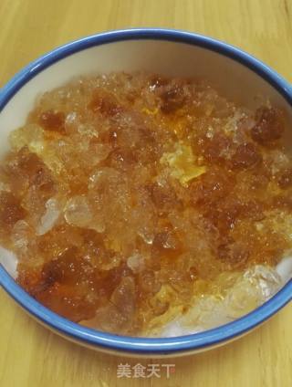 桃胶雪莲子银耳羹的做法步骤：2