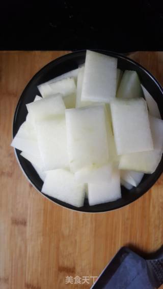 番茄冬瓜的做法步骤：1