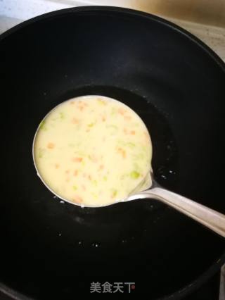 西芹蛋饼的做法步骤：4