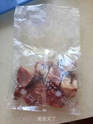 牛骨炖意大利面的做法步骤：1