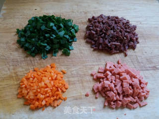 牛肉鸡蛋炒饭的做法步骤：2