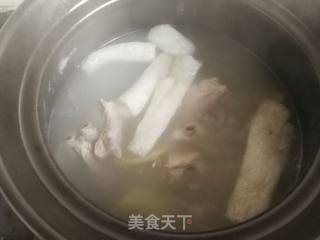 竹荪枸杞排骨汤的做法步骤：10