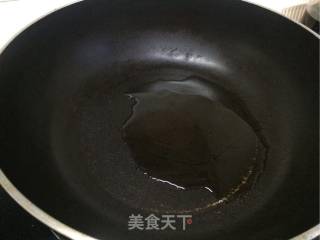 腊肠菜苔的做法步骤：1