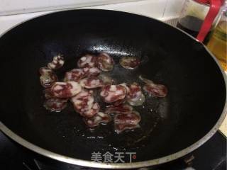 腊肠菜苔的做法步骤：2