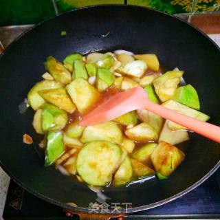 土豆炖茄子的做法步骤：5