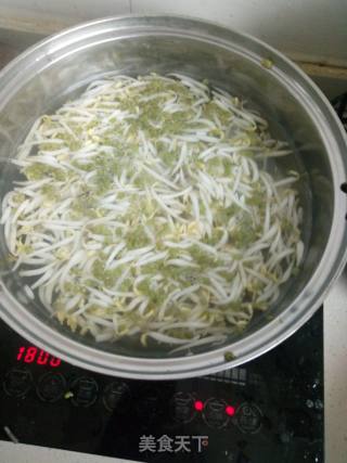 炸菜角的做法步骤：1