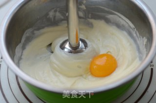 轻乳酪蛋糕的做法步骤：2