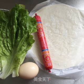 鸡蛋火腿肠手抓饼的做法步骤：1