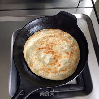 鸡蛋火腿肠手抓饼的做法步骤：5