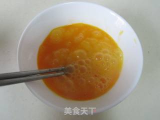 大酱炒鸡蛋的做法步骤：3