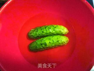 拍黄瓜的做法步骤：1