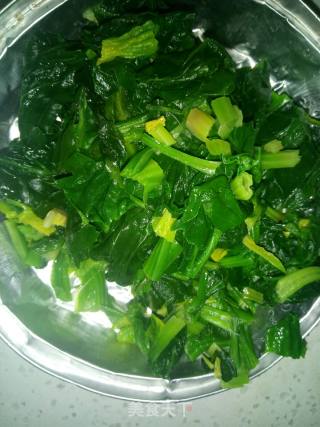 番茄菠菜汤的做法步骤：1