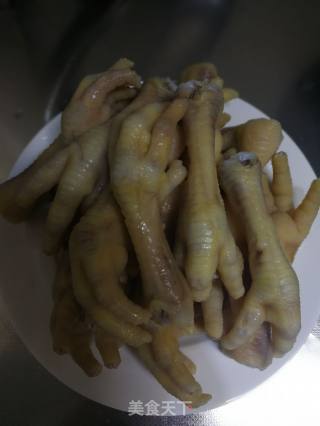 卤鸡爪的做法步骤：5