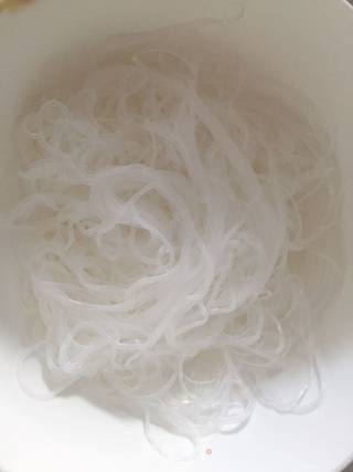 蒜蓉粉丝烤生蚝的做法步骤：5