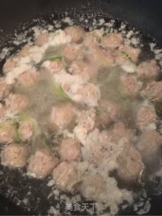 萝卜丝汆羊肉丸的做法步骤：9
