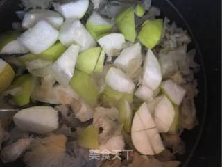 银耳百合香梨粥的做法步骤：6