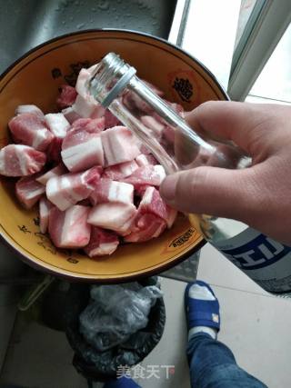张氏红烧肉的做法步骤：2