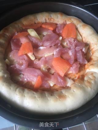 里脊肉披萨的做法步骤：2