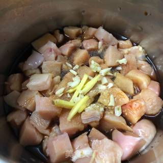 辣子鸡块的做法步骤：4