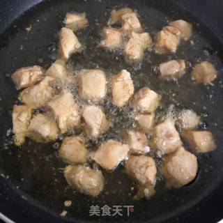 辣子鸡块的做法步骤：5