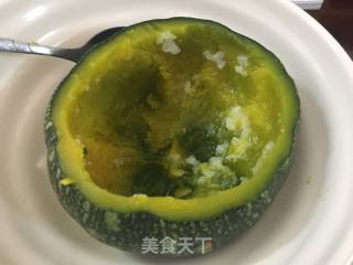 吃粥很单调，来个翻盖南瓜盅的做法步骤：5