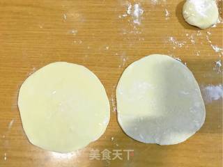 饺子皮版酱香葱油饼的做法步骤：8