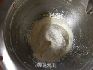 蓝莓奶酪纸杯蛋糕的做法步骤：4