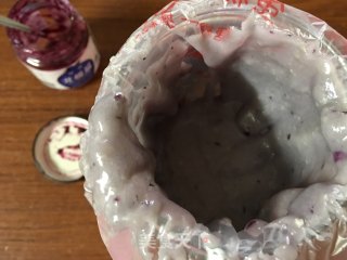 蓝莓奶酪纸杯蛋糕的做法步骤：6