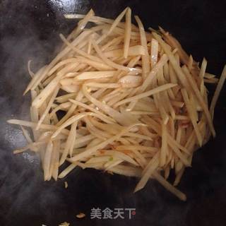 清炒萝卜丝的做法步骤：7