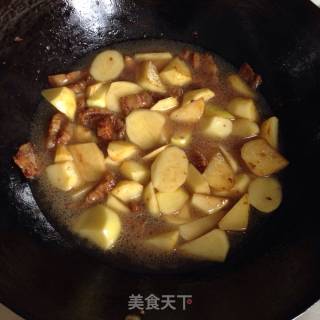 土豆烧肉的做法步骤：13