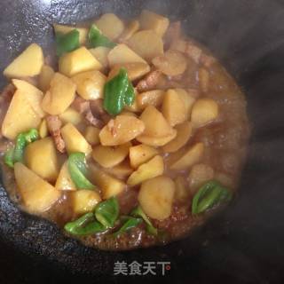 土豆烧肉的做法步骤：15