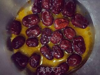 红糖小米粥的做法步骤：2