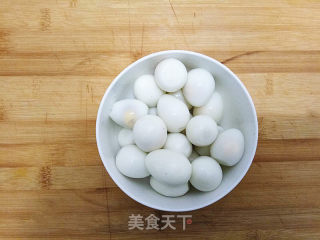鹌鹑蛋烧排骨的做法步骤：3