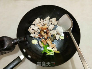 鹌鹑蛋烧排骨的做法步骤：5