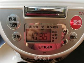玫瑰茄无花果香米粥的做法步骤：4