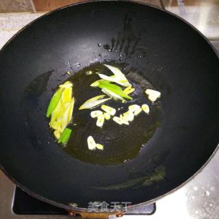 清炒西芹火腿的做法步骤：3